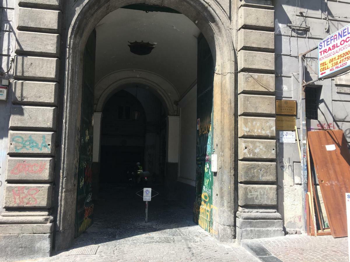 Bed and Breakfast Palazzo Venusio Nápoles Exterior foto